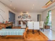 Casa 3 dormitórios e piscina bairro Três Figueiras