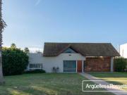 Casa 3 Dormitorios en Funes Hills San Marino