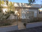 Casa 3 dormitorios en venta B Don Bosco con patio
