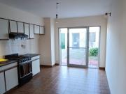 CASA 3 DORMITORIOS EN VENTA LA PLATA COCHERA