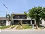 Casa 3 Dormitorios Local comercial Tierra de Sueños 3...