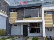 Casa 3 dormitorios Santa Lucía Quito