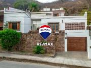 CASA 3 DORMITORIOS VENTA B° PORTEZUELO SUR
