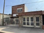 Casa 3 dormitorios y cochera Las Delicias