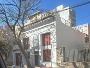 Casa 3 Dormitorios y Comodin Zona Arroyito Cochera Patio...