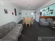 Casa 3 Habitacioenes con cochera y patio