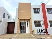 Casa 3 habitaciones semiamoblada en Renta en...