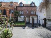 CASA 3 PLANTAS COCHERA JARDIN PILETA BELGRANO R