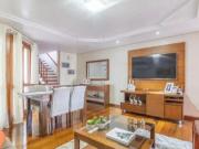 Casa / 3 Quartos / 1 Suíte / 2 Vagas / Churrasqueira /...