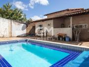 CASA / 3 QUARTOS / AQUECIMENTO SOLAR NA PISCINA /...