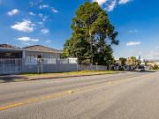 Casa 3 Quartos Cajuru 210m²