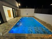 Casa 3 quartos,com piscina no Res Petropolis