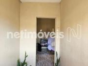 Casa 3 quartos no Barreiro e com 2 barracões