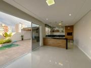 Casa de Alto PadrÃ£o com 3 Quartos no Parque da Pedra Branca