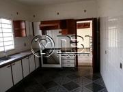 Casa 3 quartos sendo 1 suíte, cozinha ampla e planejada...