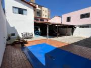 Casa 3 Quartos sendo um Suíte com Piscina
