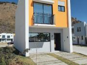 Casa 3 recámaras cerca Periférico y Prol. Av Guadalupe