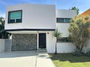 Casa 3 Recamaras Playa Magna SIN AMUEBLAR en Renta