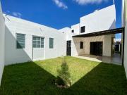 Casa 3 recámaras, ubicada en Residencial Floresta