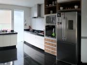 Casa 3 suítes em condomínio