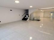 Casa 3 suítes na quadra da praia no Embaré