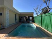 Casa 3 suites + Piscina Condominio Fechado no Altiplano...