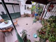 CASA 4 1/2 AMBIENTES VENTA FLORES ENTRADA AUTO