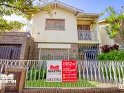 Casa 4 amb con jardín y quincho en Martínez