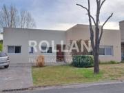 Casa 4 amb s/lote 700 mts2. EN VENTA! PILAR