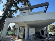 Casa 4 ambientes a estrenar con pileta en venta...