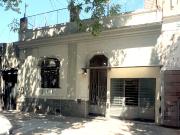 CASA 4 AMBIENTES COCHERA PATIO QUINCHO PARRILLA