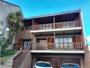 Casa 4 ambientes con dependencia — Zona San Carlos