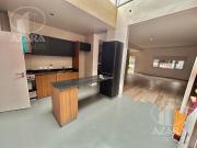 Casa 4 ambientes con dependencia completa en florida