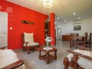 Casa 4 ambientes con parque en venta en Villa Adelina