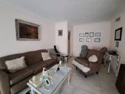 Casa 4 ambientes con patio y cochera