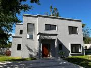 Casa 4 ambientes con pileta en venta Greenville