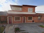 Casa 4 ambientes con pileta, quincho y cochera