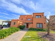 Casa 4 ambientes con piscina Alquiler temporario 25/26...