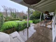 Casa 4 ambientes en alquiler con jardín, galería y...