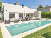 VENTA CASA CUATRO AMBIENTES COCHERA PILETA QUINCHO...