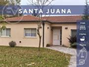 Casa 4 Ambientes en venta en Barrio Santa Juana con...