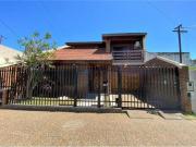 Casa 4 ambientes en Venta en Sarandi con Quincho