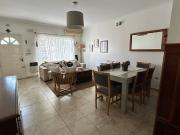 CASA 4 AMBIENTES EN VENTA EN VILLA ADELINA