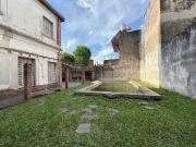 CASA 4 AMBIENTES VENTA EN LARROQUE 235 BANFIELD