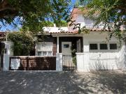 CASA 4 AMBIENTES VENTA MORÓN QUINCHO COCHERA