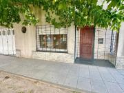 CASA 4 AMBIENTES VENTA QUILMES CON PATIO Y TERRAZA