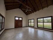 CASA 4 AMBIENTES VENTA VILLA DE MAYO PILETA 2000m2