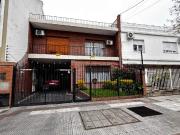 CASA 4 AMBIENTES VILLA DEL PARQUE GALPON