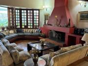 Casa 4 Dor, con pileta. Gran lote en Barrio Urca