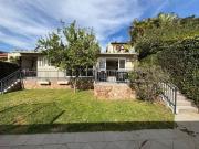 Casa 4 dormitórios, 1 suíte, 03 vagas, Bairro Três...